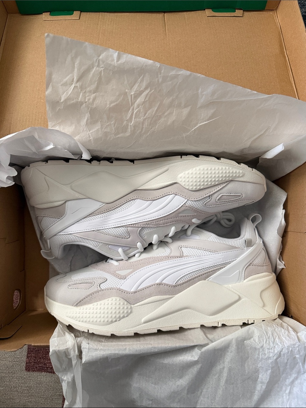Puma RS-X Efekt Men's Retro-Style Chunky Sneakers in White and Cream